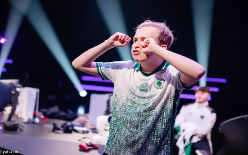 فيرجانج يخطف لقب «eChampions League»